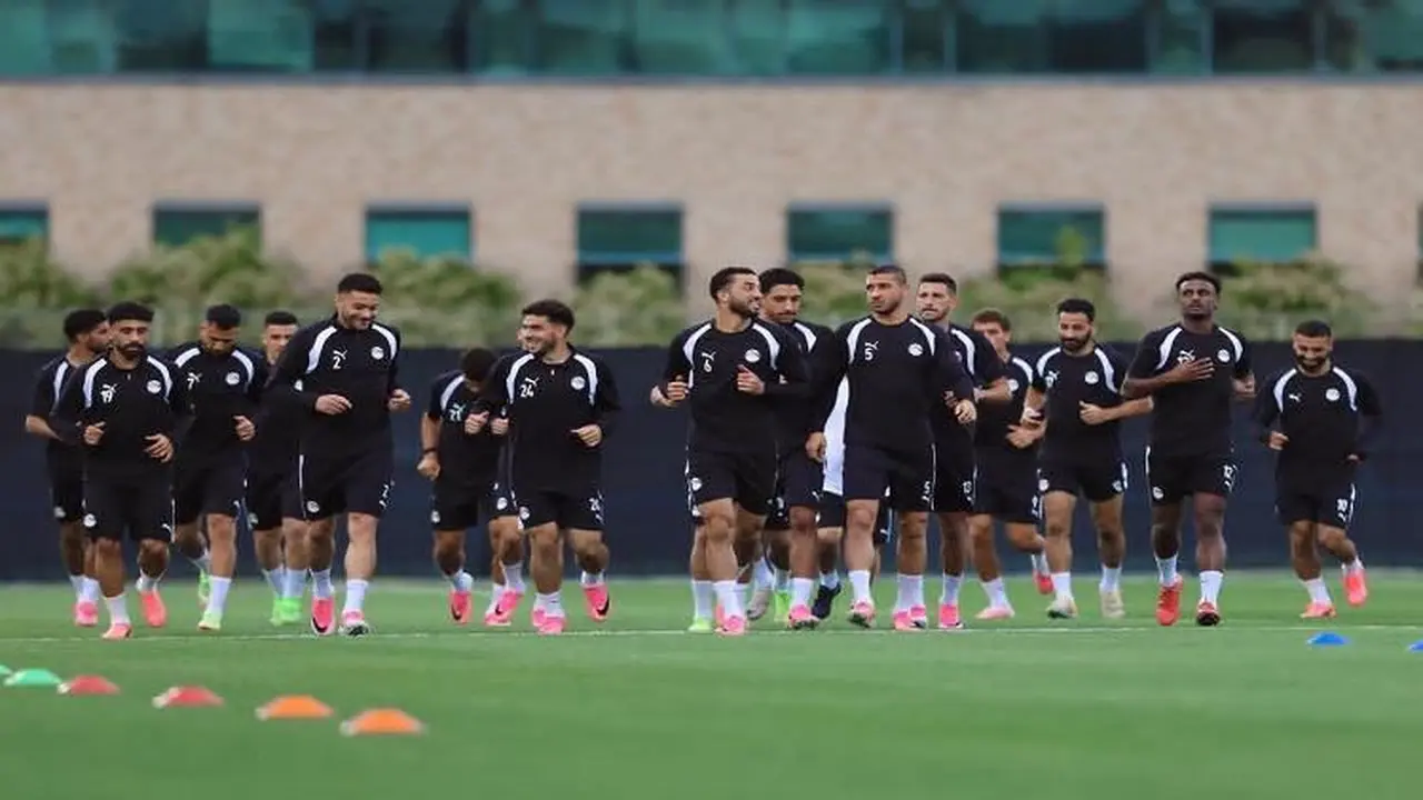 منتخب مصر يسعى لتحقيق صدارة المجموعة ضد إيران في ختام المونديال